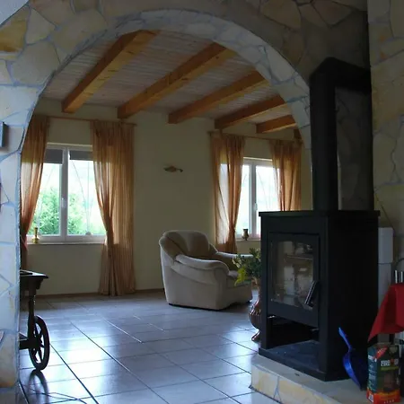Ferienhaus Kisberenyi Menedek Vendeghazak *