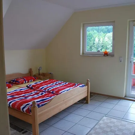 Kisberenyi Menedek Vendeghazak Ferienhaus *