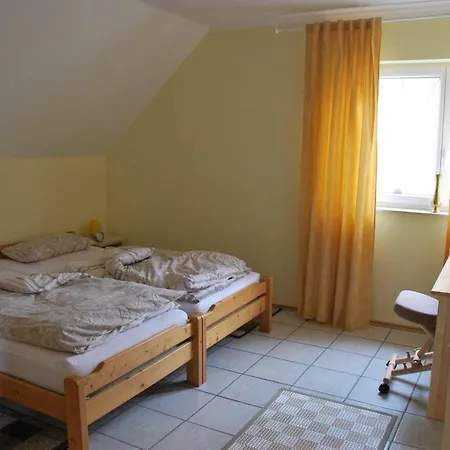 Kisberenyi Menedek Vendeghazak * Lippapuszta