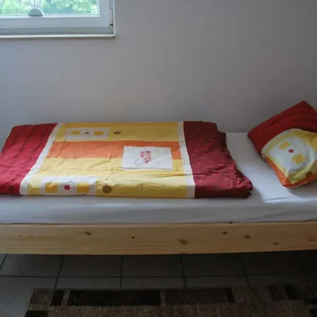 Kisberenyi Menedek Vendeghazak *
